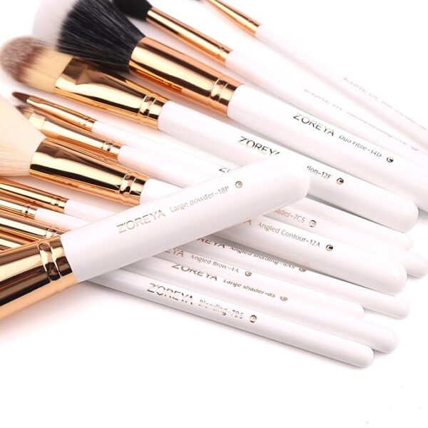 Travel Makeup Brush Set - Image 4